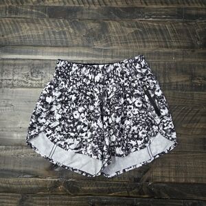 LULULEMON Tracker Shorts‎ | 4